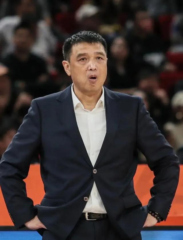 沙尔克再度折戟，球迷心情沉重