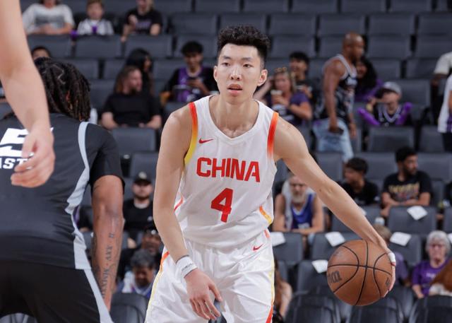 包含云南男篮遭遇连败，战绩下滑不可遏制的词条